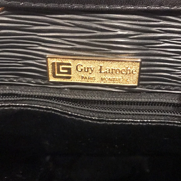 Guy Laroche leather purse - Picture 5 of 6